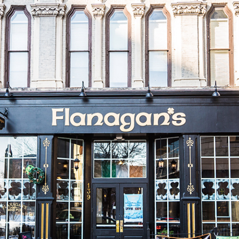 Flanagan’s Irish Pub